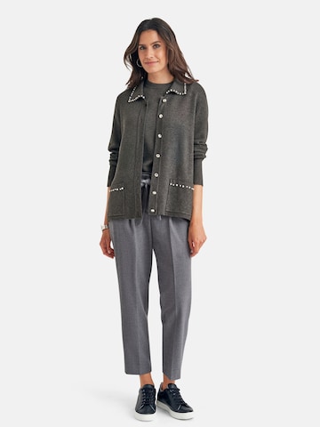 MADELEINE Strickjacke in Grau