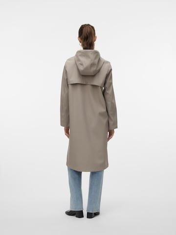 VERO MODA Функциональная куртка 'VMMalou' в Серый
