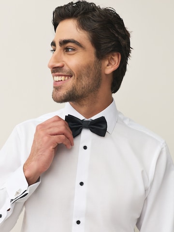 Coupe regular Chemise Next en blanc