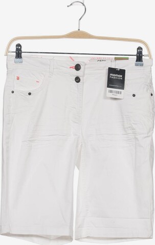 CECIL Shorts in S in White: front