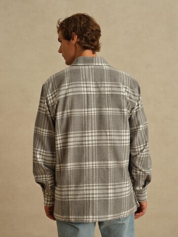 DAN FOX APPAREL Regular fit Button Up Shirt 'Janosch' in Grey