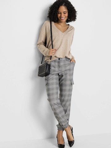 Pull-over oversize bonprix en beige : devant