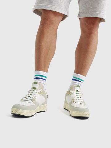 Pull&Bear Sneakers in White