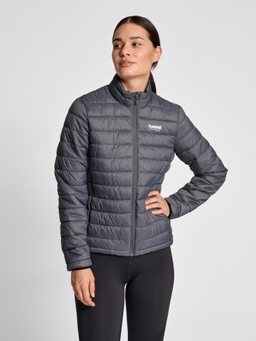 Hummel Sportjacke 'Blown' in Grau: predná strana