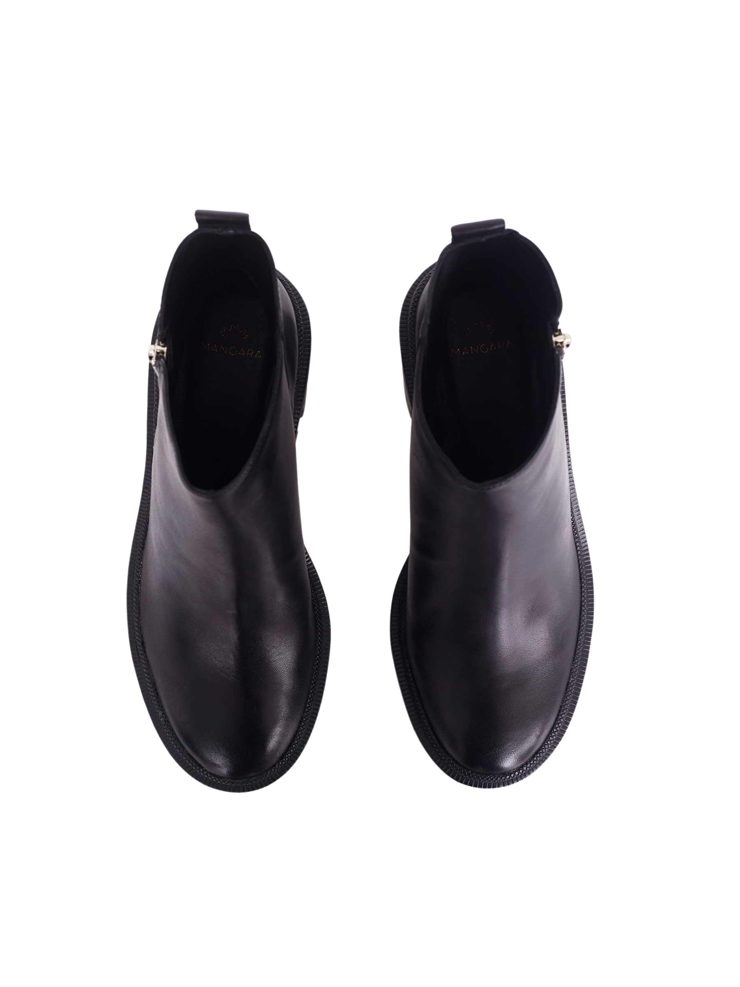 Mangara Atelier - Botas de tobillo 'Sophora' en negro