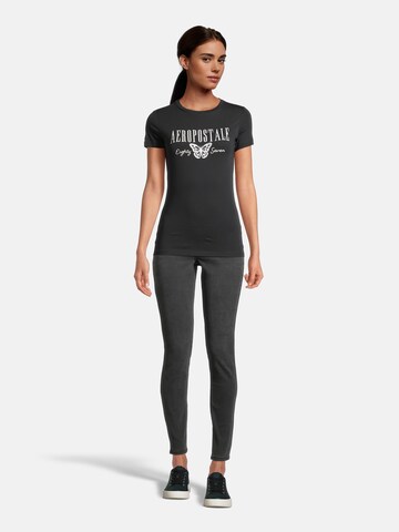 AÉROPOSTALE T-Shirt in Schwarz