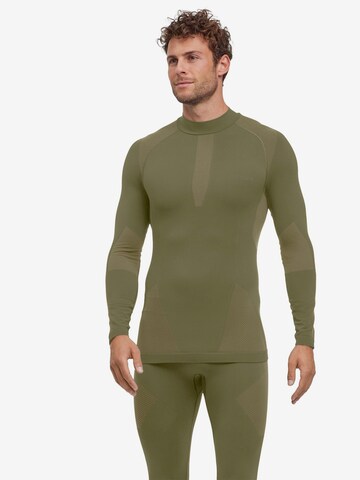 FALKE Base Layer in Green: front