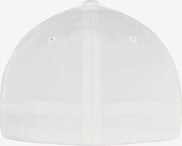 Casquette 'Alpha' Flexfit en blanc