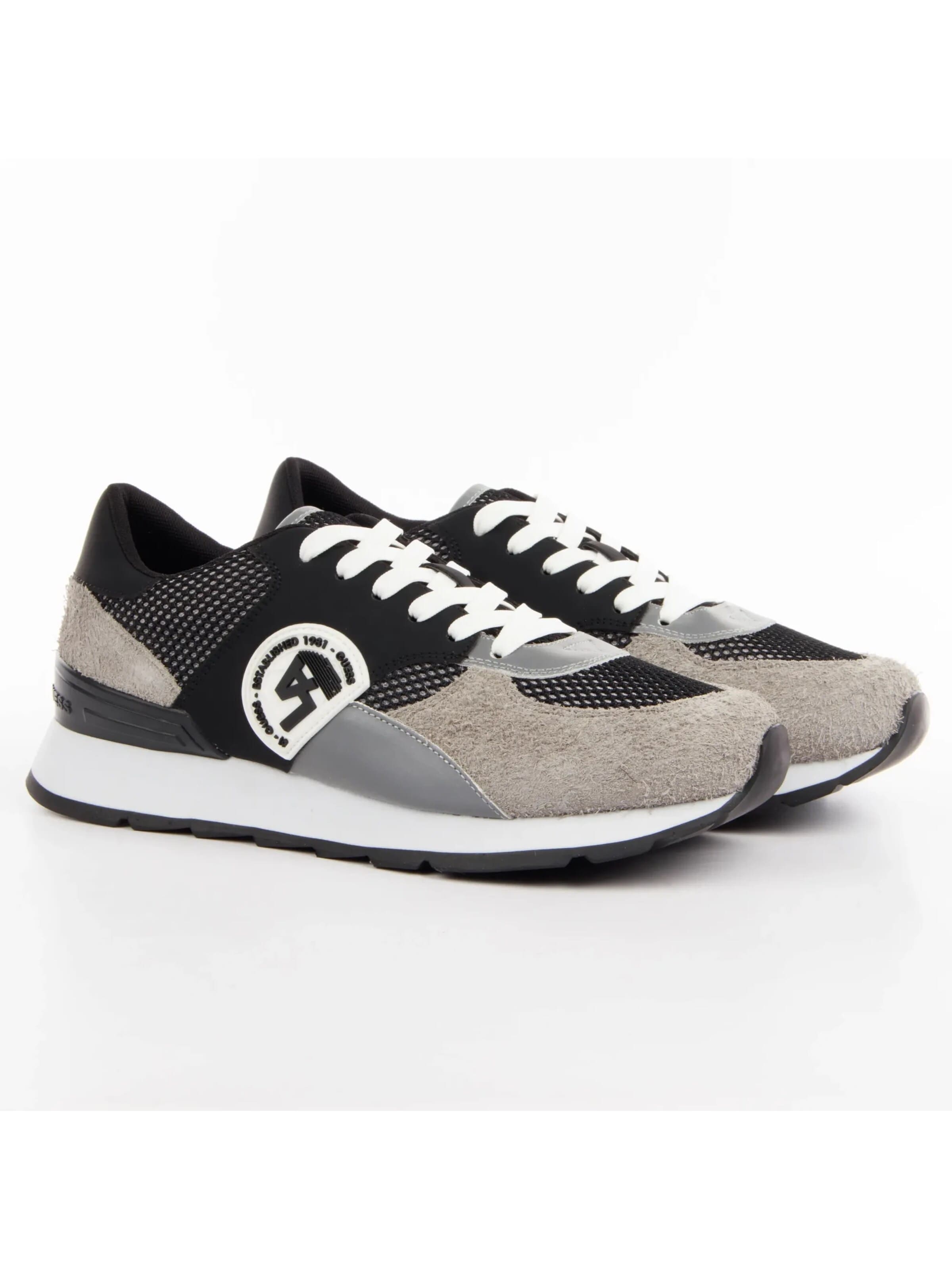 GUESS Veterschoen 'Fano LA' in Grijs