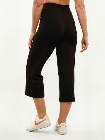 Liberte Essentiel Loosefit Kalhoty 'Henny' – černá