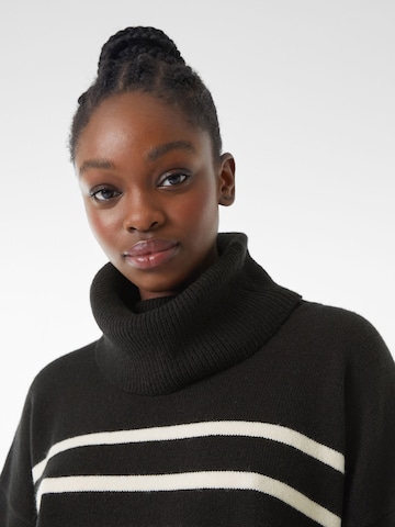 Pull-over Bershka en noir