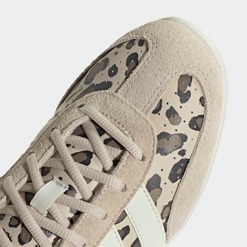 ADIDAS SPORTSWEAR Nízke tenisky 'Barreda' - Béžová