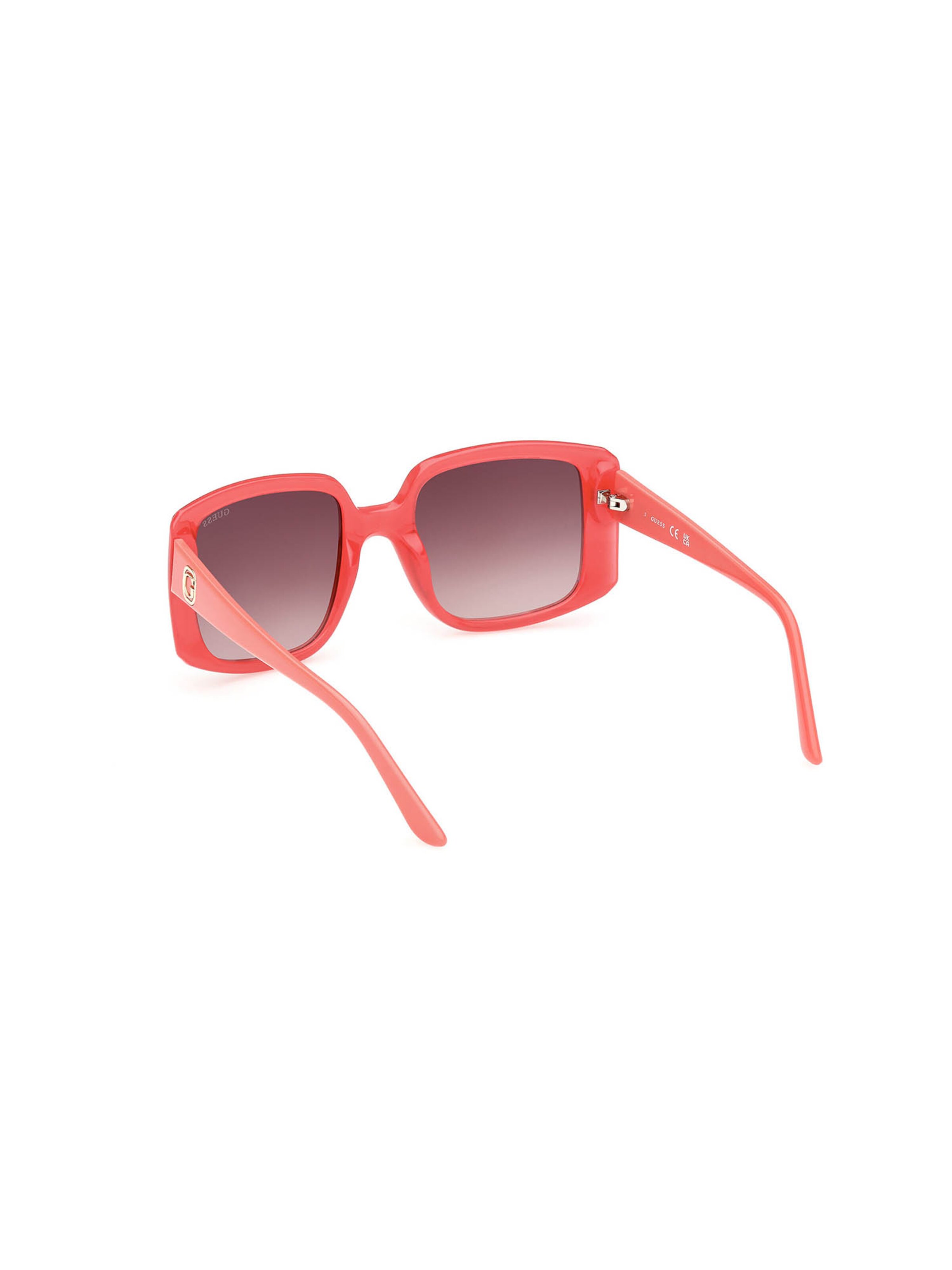 GUESS Sunglasses in Pink