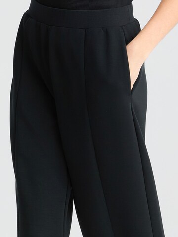 Liu Jo Regular Trousers in Black