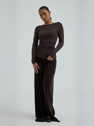 Seamless Basic Top ' Cotton ' in Bruin