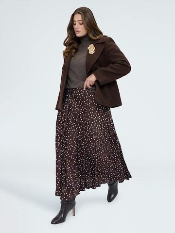Cappotto invernale di Fiorella Rubino in marrone