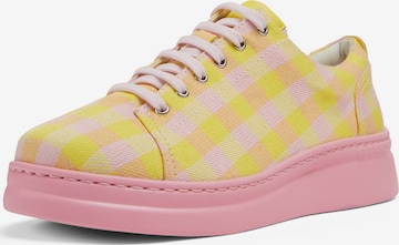 Sneaker bassa 'Twins' di CAMPER in giallo: frontale