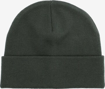 Six Beanie in Green: front