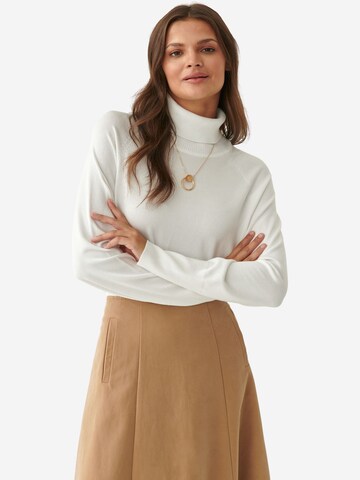 TATUUM Sweter 'NEKOKI' w kolorze biały: przód