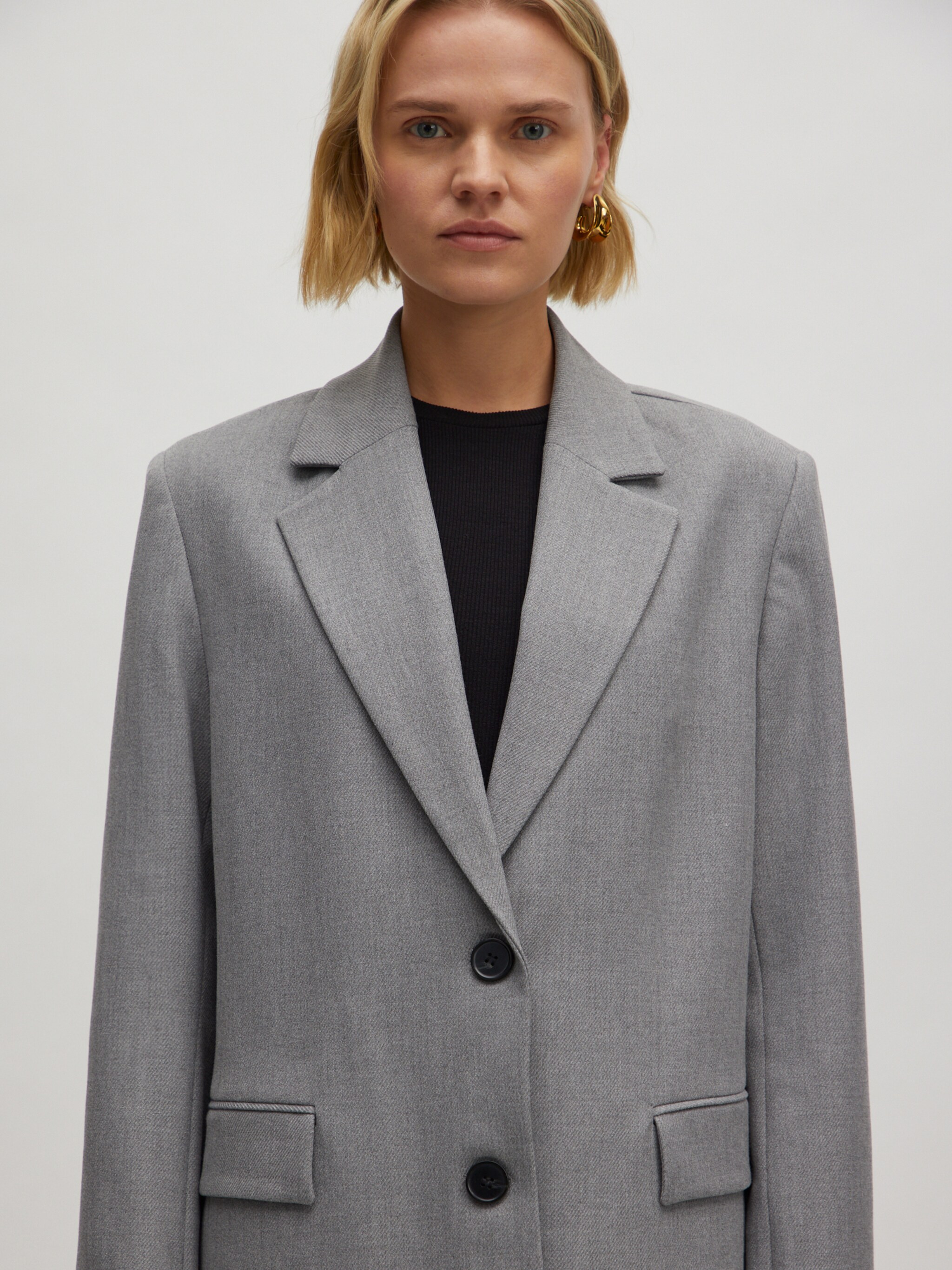 EDITED Producten Blazers 'Kainoa' Grijs