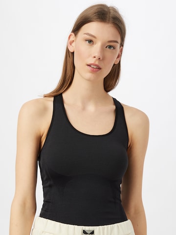 Hummel Sports Top in Black: front