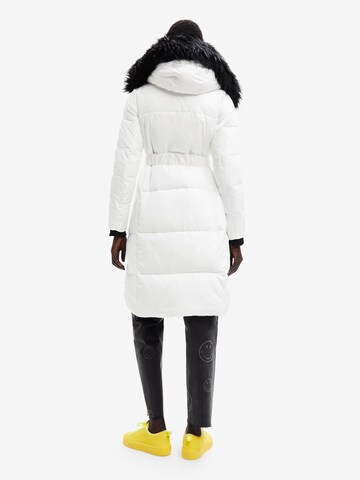 Manteau d’hiver 'Noruega' Desigual en blanc