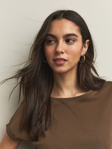 Next Футболка в Коричневый