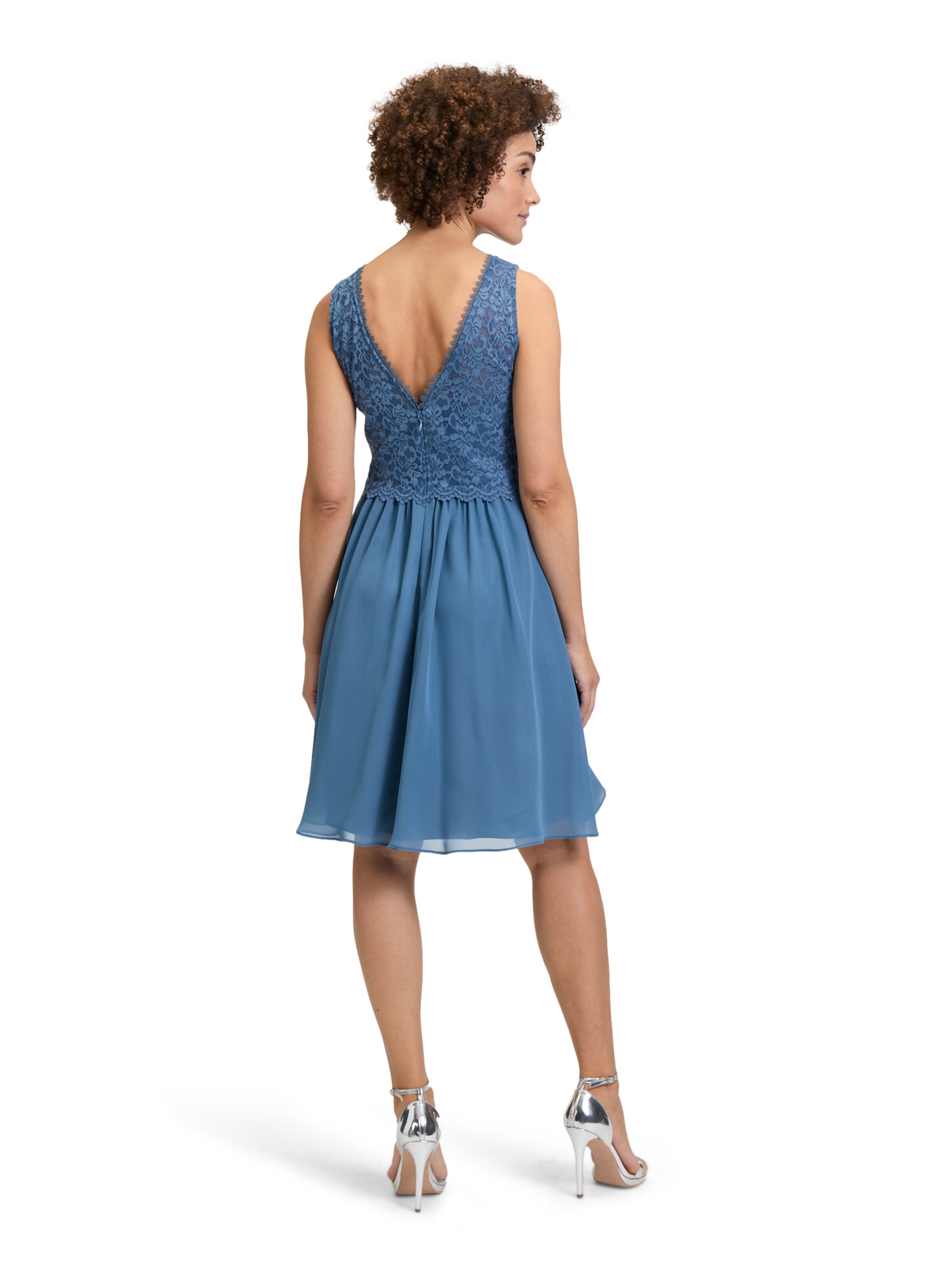 Abito da cocktail di Vera Mont in blu