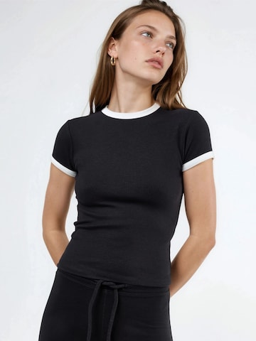 T-shirt Busem en noir : devant