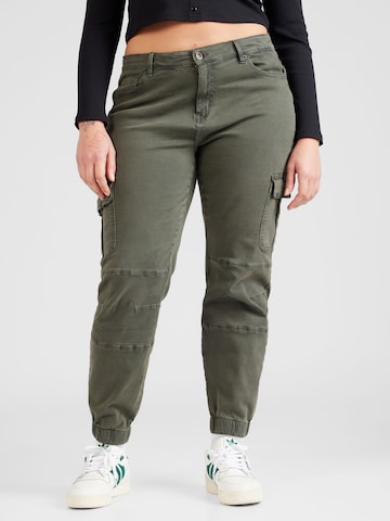 Tapered Jeans cargo 'MISSOURI' di ONLY Carmakoma in verde: frontale