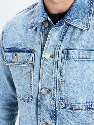 Dxnmxrk Tussenjas 'DxFillip' in Blauw