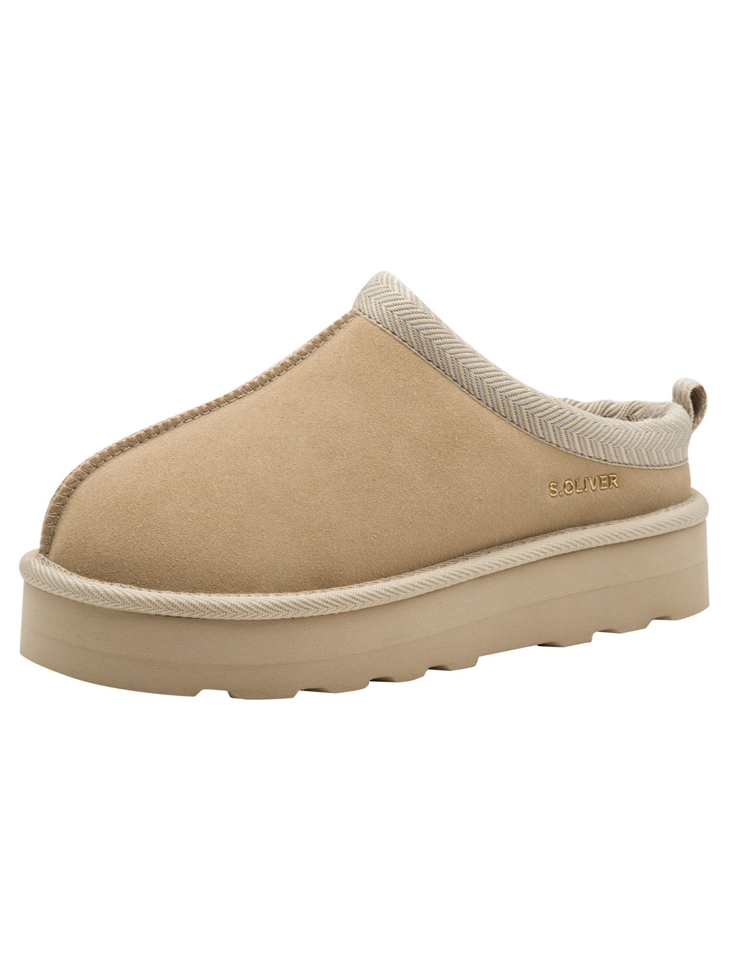 s.Oliver Boots in Beige
