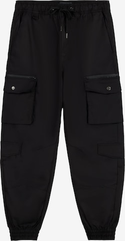 Bershka Cargo trousers in Black: front