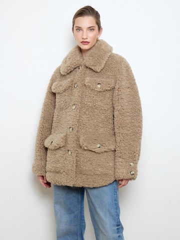 BASSIA Vinterfrakke 'Valery' i beige: forside