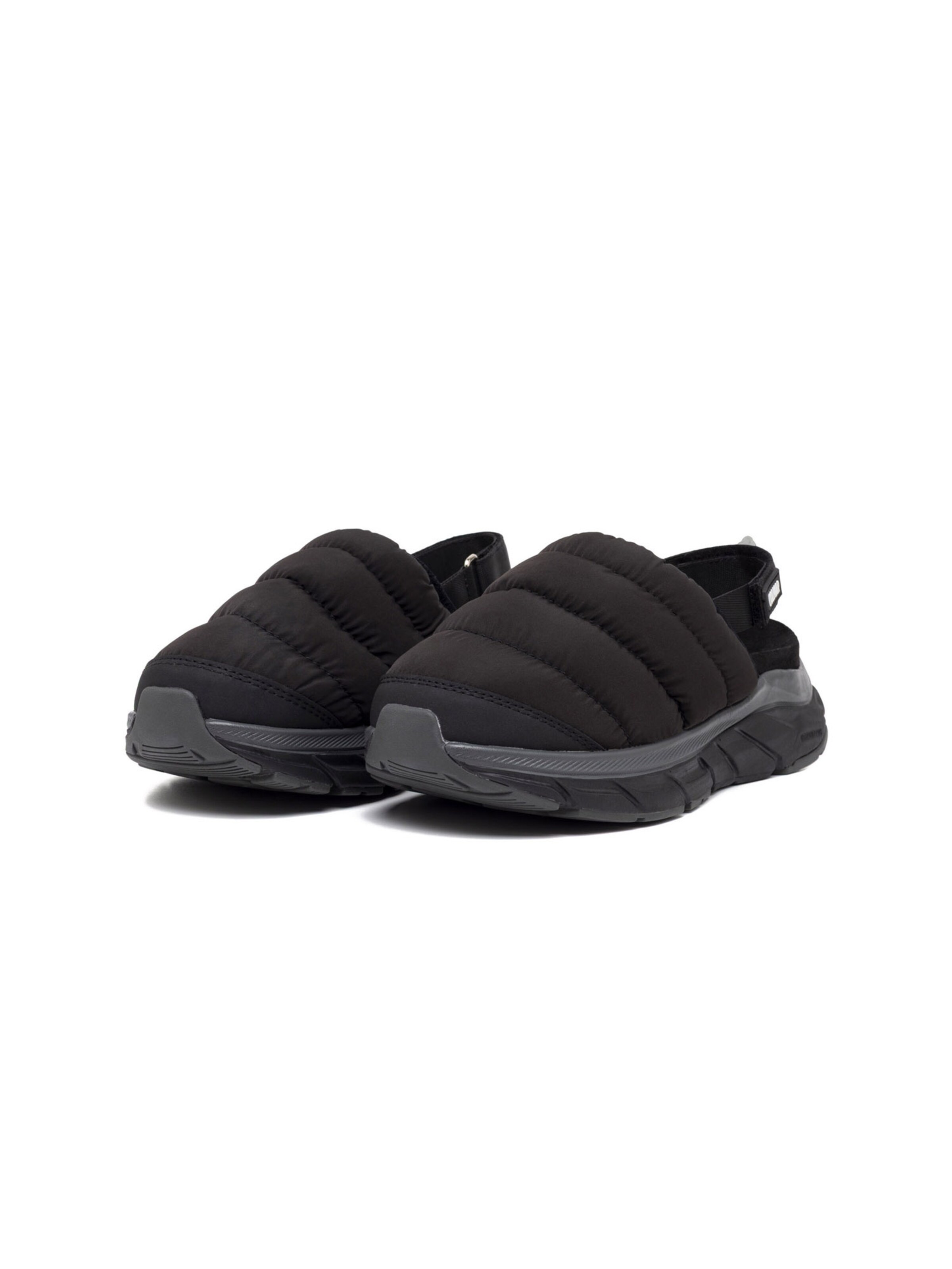 Clogs 'Raya Move' di Colmar in nero: frontale