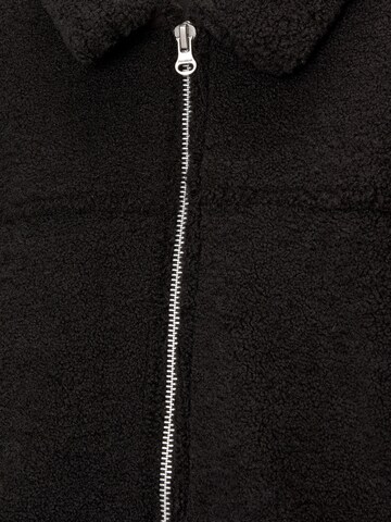 Pull&Bear Between-season jacket in Black