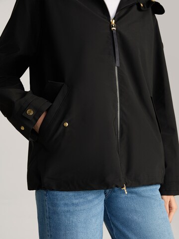 Veste mi-saison 'Octavia' JOOP! en noir