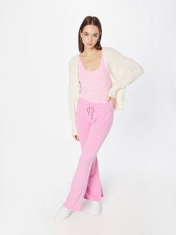 Flared Pantaloni 'CYBER DROP' di HOLLISTER in rosa