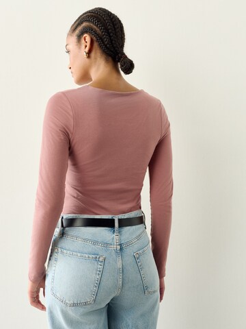 NextMajica - roza boja