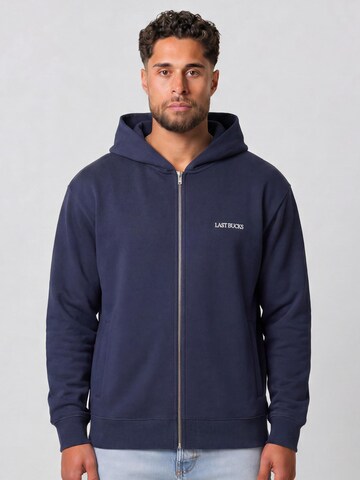 Last Bucks Bluza rozpinana 'Last Bucks | Capital Zip Hoodie' w kolorze niebieski