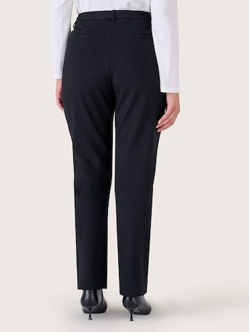 Effilé Pantalon Camomilla Italia en noir