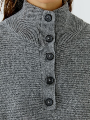 OUI Pullover in Grau