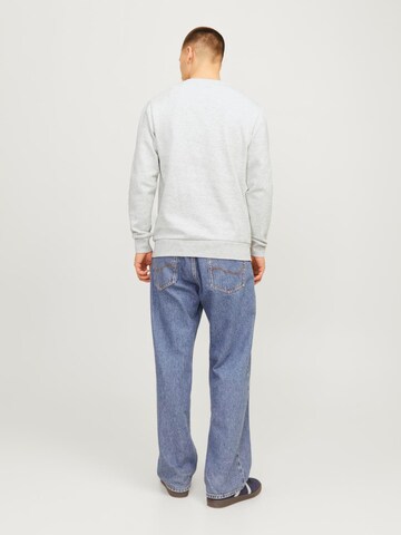 JACK & JONES Sweatshirt 'JJFERRIS' in White