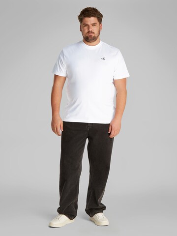 T-Shirt Calvin Klein Jeans Plus en blanc