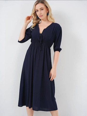 Bigdart Dress in Blue: front
