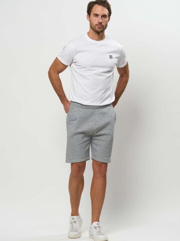 regular Pantaloni 'VMSimpson' di VINSON in grigio