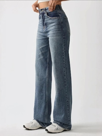 Hiccup Loosefit Jeans in Blau
