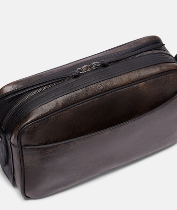 Liebeskind Berlin Shoulder Bag 'Juno' in Brown