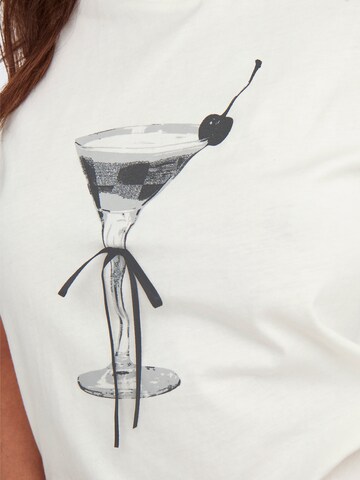 ONLY T-Shirt 'ONLPERLE' in Weiß