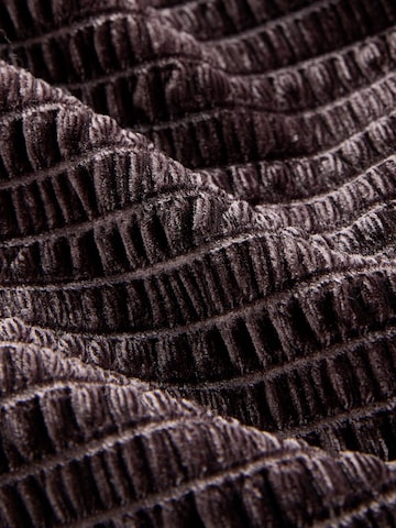 Next Paita värissä lila